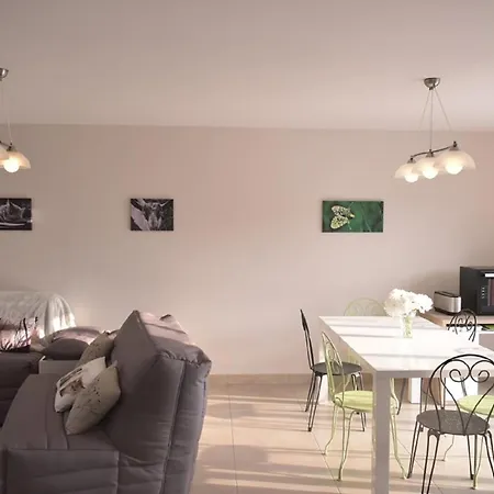 Сasa de vacaciones Mon Savoureux Jardin